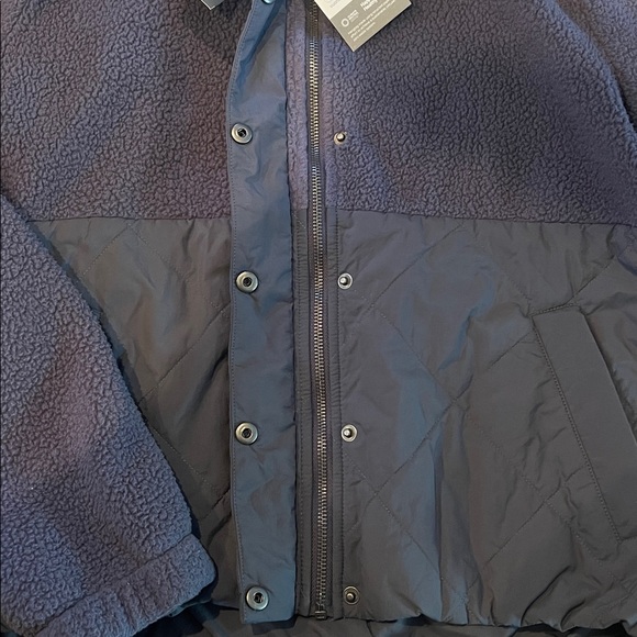 NWT Vuori highlands Sherpa jacket - Picture 5 of 7